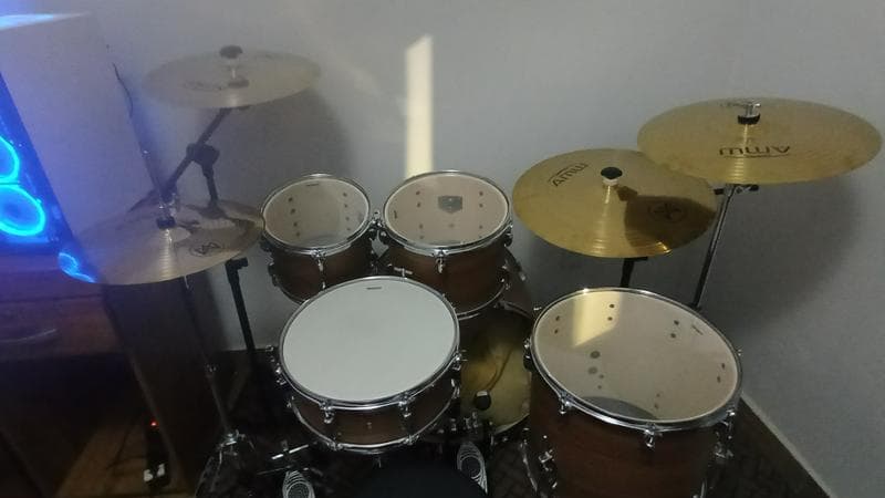 Procuro banda ou projetos autorais 