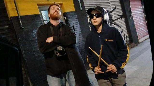 Busco banda, sou Baixista. 