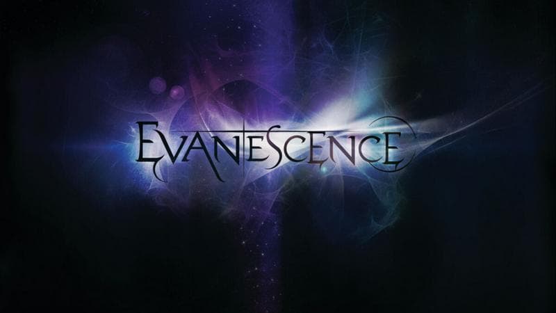 Banda procurando baixista e baterista. 