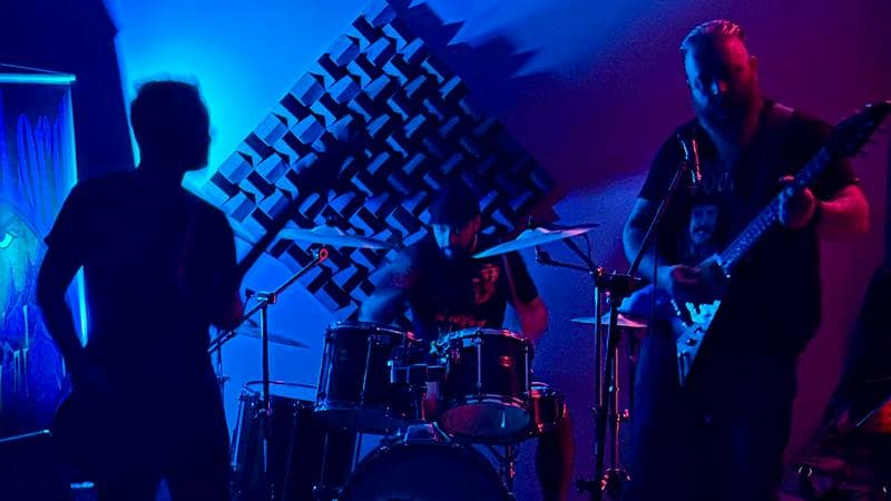 Banda Red Sun Lord STONER/DOOM busca vocalista F