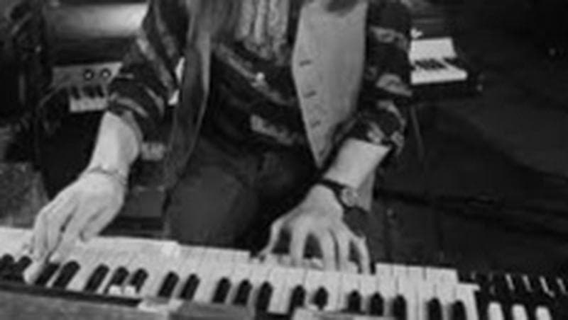🎹 PROCURAMOS TECLADISTA! 🎸