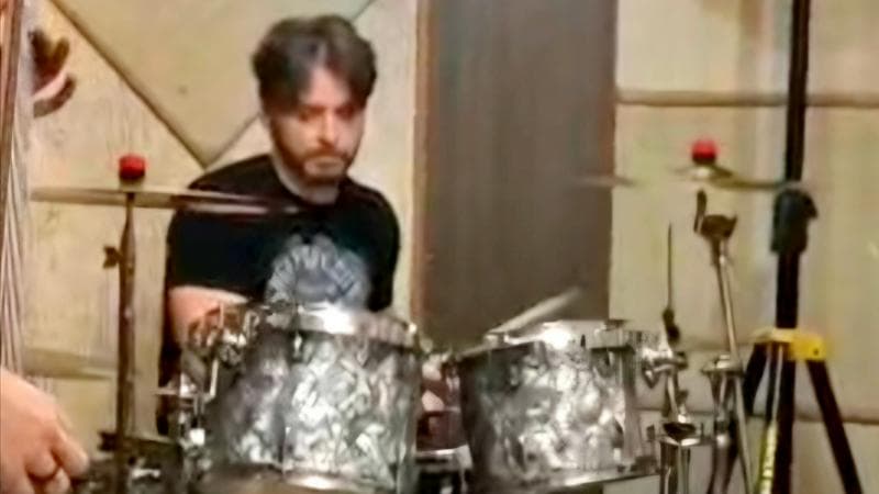 BATERA COVER SYSTEM OF A DOWN