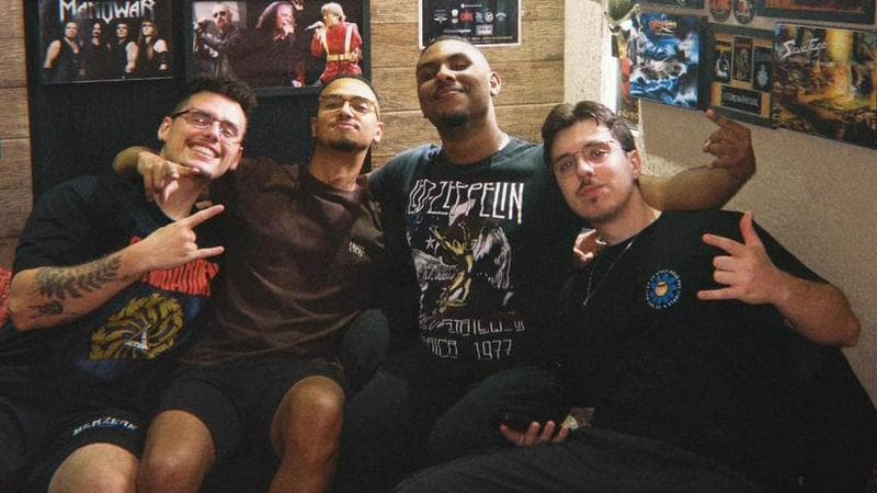 (ABC Paulista) - Banda Dawnfall Theory precisa de BAIXISTA