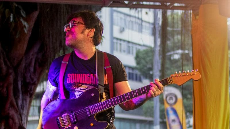 Músico Procura Banda