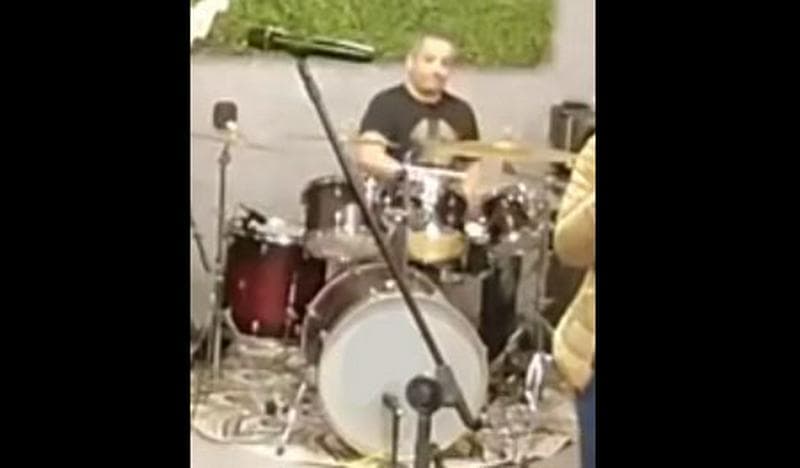 Baterista Procura Banda