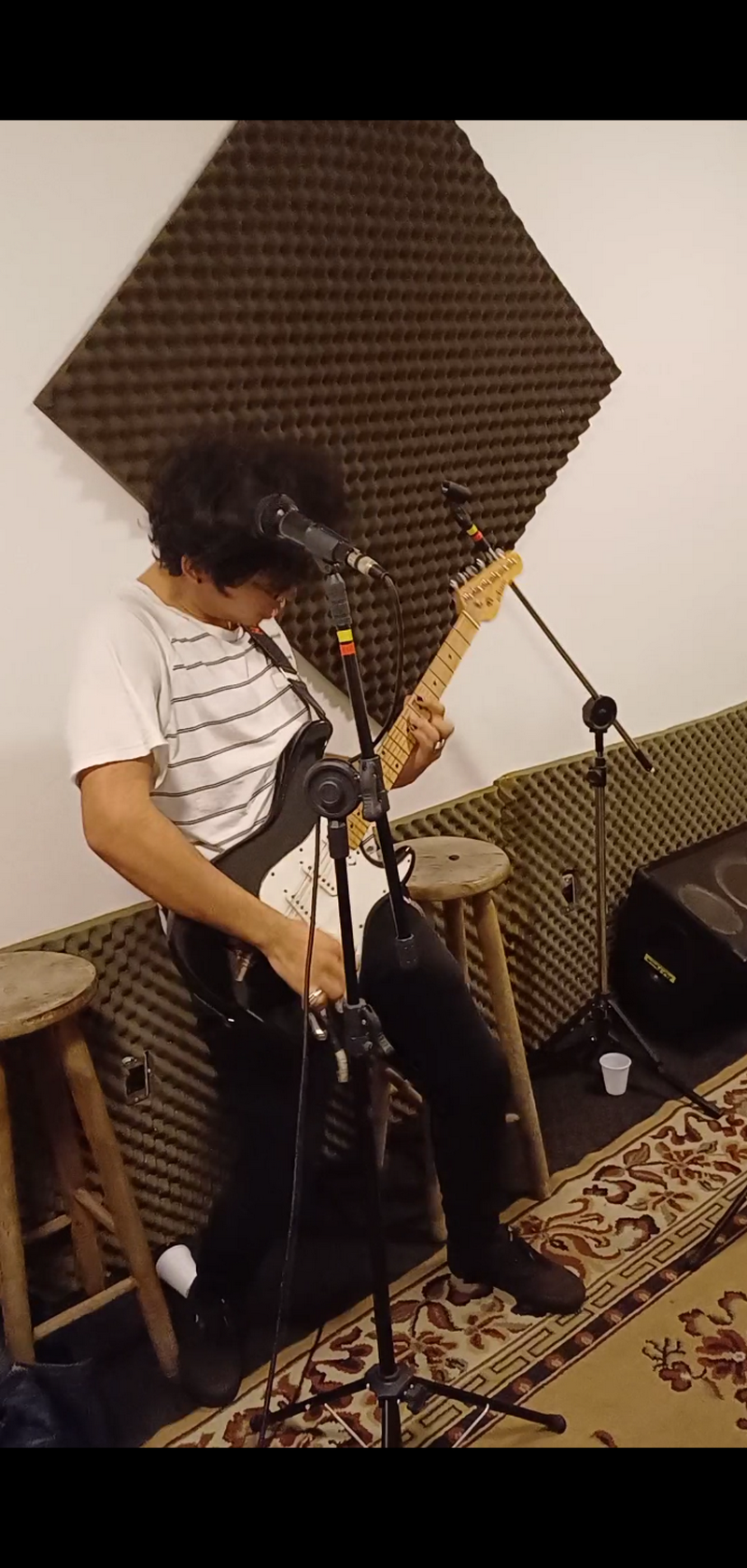 Procuramos batera pra fechar o time banda babe la hot